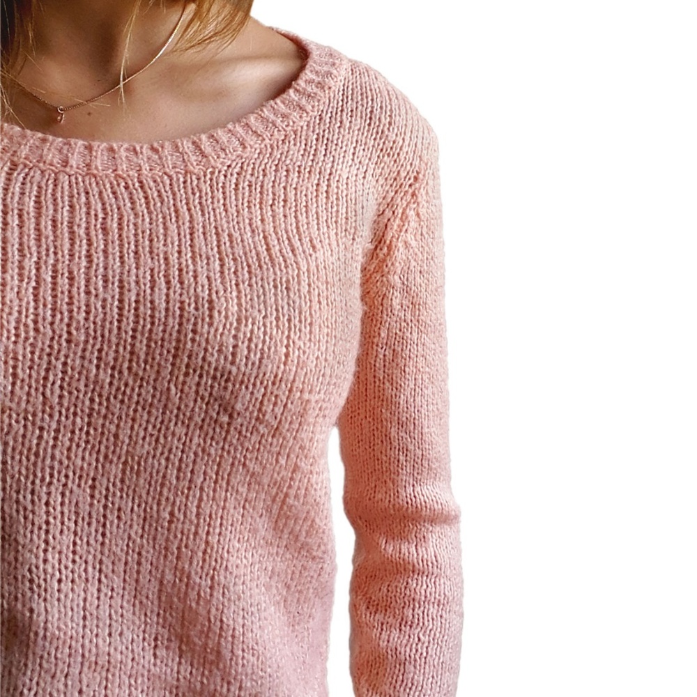 Divided by H&M • Cropped Peach Sweater